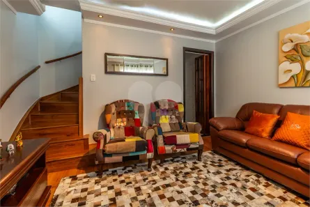 Sobrado com 2 Quartos à venda, 210m² no Vila Gumercindo, São Paulo