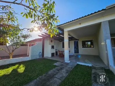 Casa com 2 Quartos à venda, 74m² no Tramandaí, Tramandaí