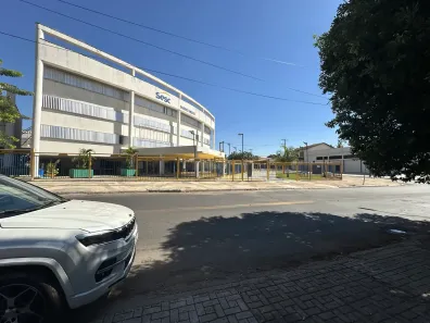 Casa com 7 Quartos à venda, 100m² no Jardim América, Goiânia