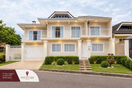 Casa com 3 Quartos à venda, 300m² no Guabirotuba, Curitiba
