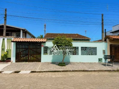 Casa com 3 Quartos à venda, 135m² no Estância Balneária Hawai, Caraguatatuba