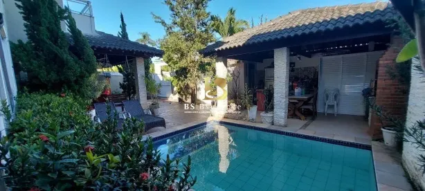 Casa de Condomínio com 4 Quartos à venda, 255m² no Recreio dos Bandeirantes, Rio de Janeiro