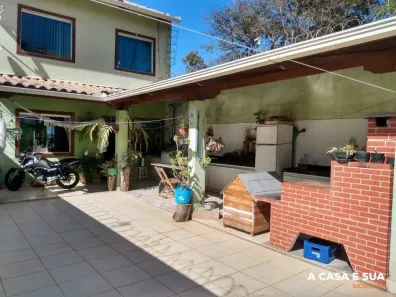 Casa com 3 Quartos à venda, 241m² no Colonial, Contagem
