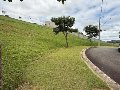 Lote/Terreno à venda, 965m² no São Pedro, Juiz de Fora