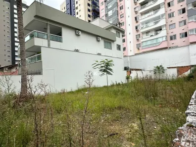 Lote/Terreno para alugar, 360m² no Campinas, São José