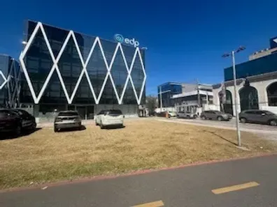 Ponto Comercial para alugar, 100m² no Enseada do Suá, Vitória