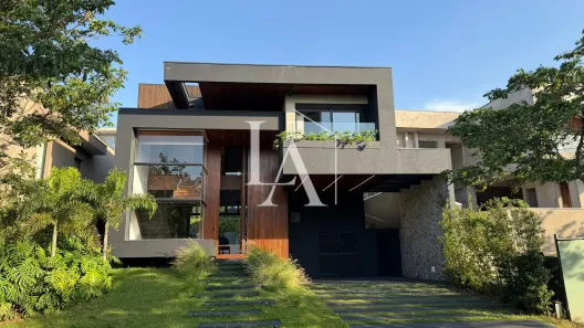 Casa de Condomínio com 3 Quartos à venda, 411m² no Alphaville, Santana de Parnaíba
