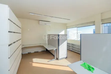 Sala Comercial à venda, 66m² no Praia de Belas, Porto Alegre