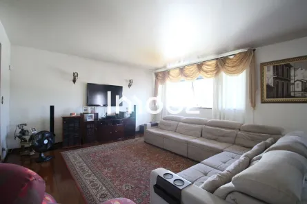 Casa com 3 Quartos à venda, 368m² no Jardim Leonor, São Paulo