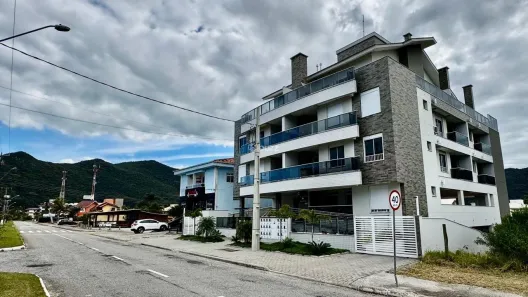Apartamento com 2 Quartos à venda, 74m² no Pântano do Sul, Florianópolis