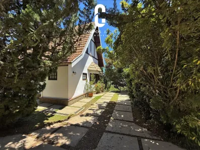 Casa de Condomínio com 3 Quartos à venda, 130m² no Jardim Monte Belo, Campos do Jordão