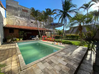 Imóvel Comercial com 4 Quartos à venda, 340m² no Centro, Cabo Frio