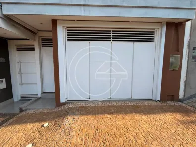 Casa com 3 Quartos à venda, 120m² no Centro, Marília