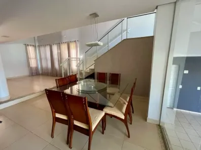 Casa de Condomínio com 4 Quartos para alugar, 280m² no Loteamento Portal do Sol II, Goiânia