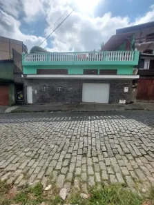 Casa com 3 Quartos à venda, 204m² no Fazendinha, Teresópolis