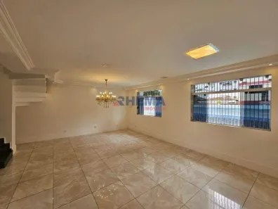 Sobrado com 4 Quartos à venda, 159m² no Ponta da Praia, Santos