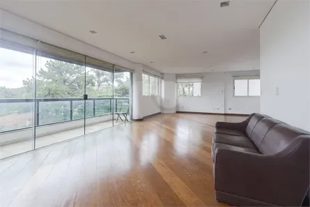 Apartamento com 4 Quartos à venda, 245m² no Vila Madalena, São Paulo