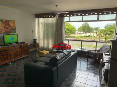 Apartamento com 3 Quartos à venda, 200m² no Gonzaga, Santos