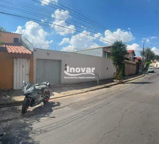 Casa com 5 Quartos à venda, 124m² no Rio Branco, Belo Horizonte