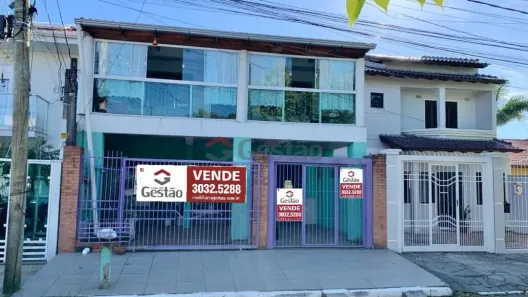 Sobrado com 4 Quartos à venda, 270m² no Harmonia, Canoas