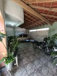 Sobrado com 3 Quartos à venda, 193m² no Jardim Santa Marina, Jacareí