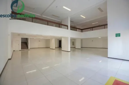 Sala Comercial à venda, 477m² no Caminho das Árvores, Salvador