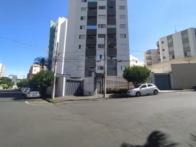 Apartamento com 3 Quartos para alugar, 12m² no Tabajaras, Uberlândia
