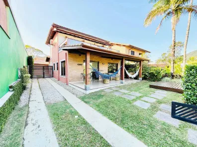 Casa com 3 Quartos à venda, 213m² no Lagoinha, Ubatuba
