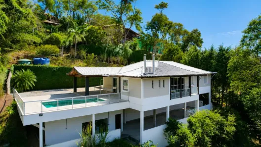 Casa com 4 Quartos à venda, 1200m² no Pedro do Rio, Petrópolis