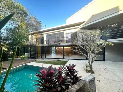 Sobrado com 3 Quartos à venda, 823m² no Chácara Flora, Valinhos