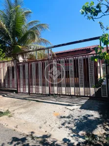 Casa com 3 Quartos à venda, 162m² no Bandeirante, Caldas Novas