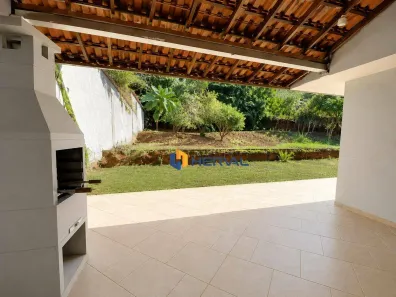 Casa com 3 Quartos à venda, 131m² no Jardim Alvorada, Maringá
