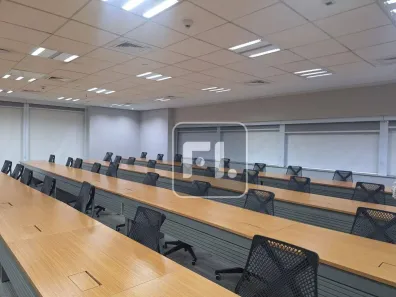 Sala Comercial para alugar, 1712m² no Cidade Monções, São Paulo