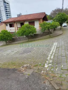 Casa com 3 Quartos à venda, 266m² no Panazzolo, Caxias do Sul
