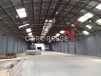 Galpão/Depósito/Armazém para alugar, 2400m² no São Cristóvão, Rio de Janeiro