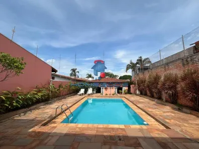 Casa com 3 Quartos à venda, 258m² no Jardim Itamarati, Campinas