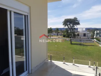 Casa de Condomínio com 3 Quartos à venda, 260m² no Ninho Verde 2, Pardinho
