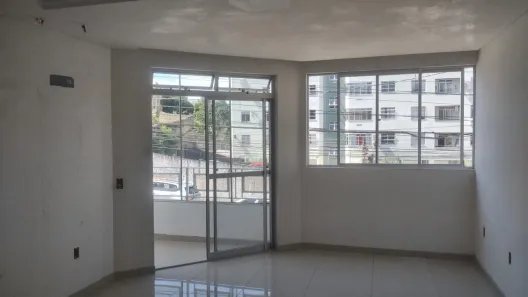 Apartamento com 3 Quartos à venda, 88m² no Capoeiras, Florianópolis