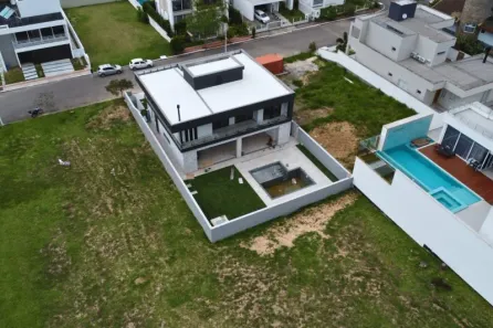 Casa com 4 Quartos à venda, 360m² no Lagoa da Conceição, Florianópolis