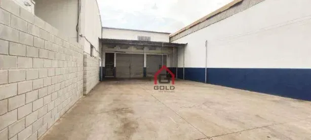 Galpão/Depósito/Armazém à venda, 300m² no Vila Metalúrgica, Santo André