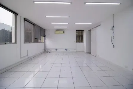 Sala Comercial para alugar, 55m² no Bela Vista, São Paulo