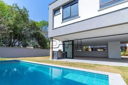 Casa de Condomínio com 4 Quartos à venda, 440m² no Santo Amaro, São Paulo
