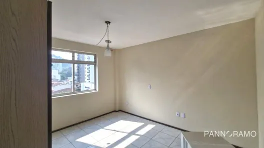 Apartamento com 3 Quartos para alugar, 120m² no Vila Nova, Blumenau