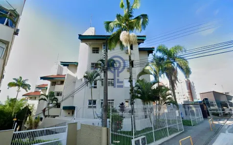 Apartamento com 3 Quartos para alugar, 105m² no Agronômica, Florianópolis