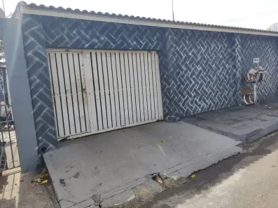 Casa com 3 Quartos à venda, 110m² no Santa Maria, Brasília