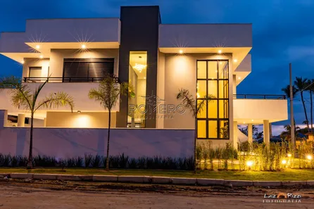 Casa com 5 Quartos à venda, 375m² no Lagoinha, Ubatuba