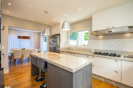 Casa de Condomínio com 4 Quartos à venda, 277m² no Santa Felicidade, Curitiba