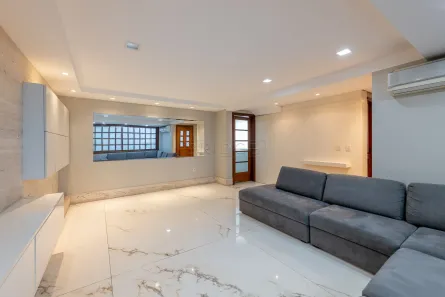 Casa de Condomínio com 3 Quartos à venda, 271m² no Três Figueiras, Porto Alegre