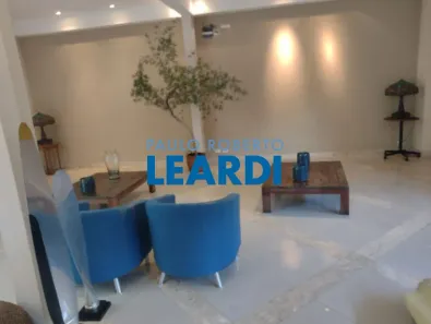 Ponto Comercial com 16 Quartos para venda ou aluguel, 700m² no Jardim América, São Paulo