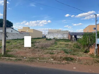 Lote/Terreno à venda, 300m² no Shopping Park, Uberlândia